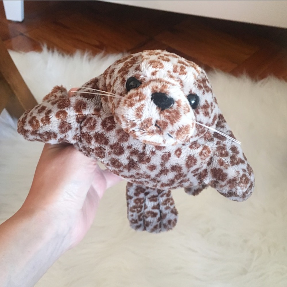 Leopard Print Seal Stuffed Animal w Hand Opening